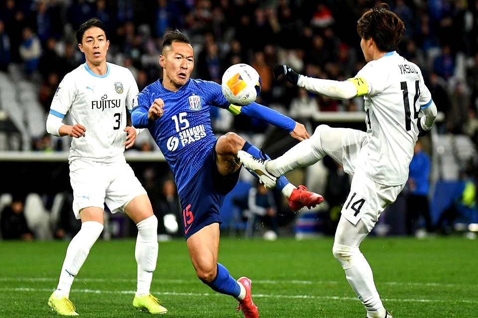 清晨广州队单刀错失——欧联节点到来,底气十足,年轻球员得到机会的简单介绍 清晨广州队单刀错失——欧联节点到来,底气十足,年轻球员得到机会的简单介绍