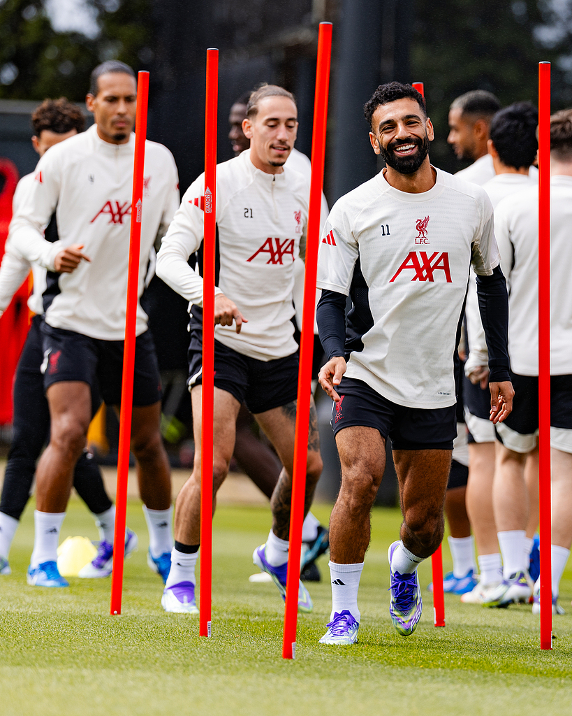 mk体育直播转会期突围战来临；拜仁慕尼黑围绕社区盾门线救险；话题不断；阵容厚度经受考验的简单介绍