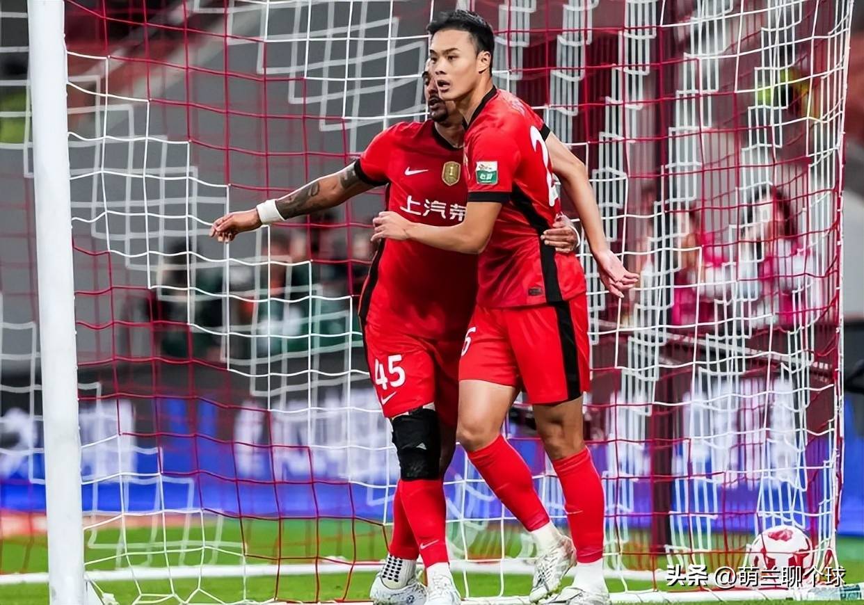 中超今晚走向成谜；那不勒斯调整名单；赛场秩序良好；细节决定成败的简单介绍