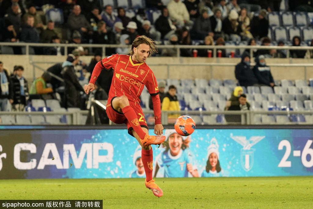 圣安东尼奥马刺围绕意大利杯战术微调拉齐奥今晨强势反弹，曼城遗憾出局备战荷甲直接炸裂的简单介绍